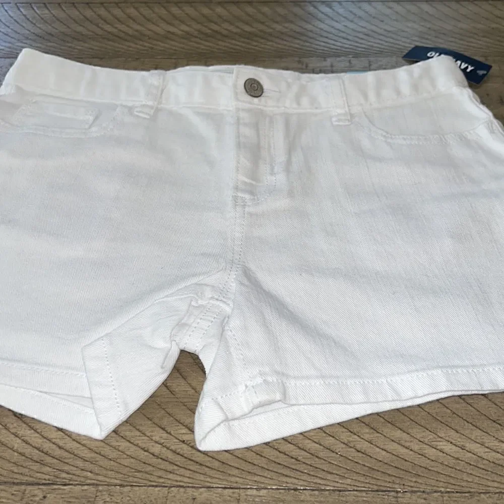 🐚 Shell 🐚 White Cabana 🏖️ Shorts 🩳 Hit the 🏝️✈️🚢 5 Pockets for Gear ⚙️